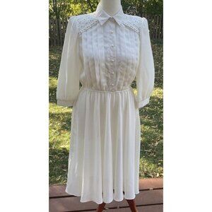 Vintage White Dress Modest Full Skirt W/Lace Yoke & Pleated Front Button-Down Fr